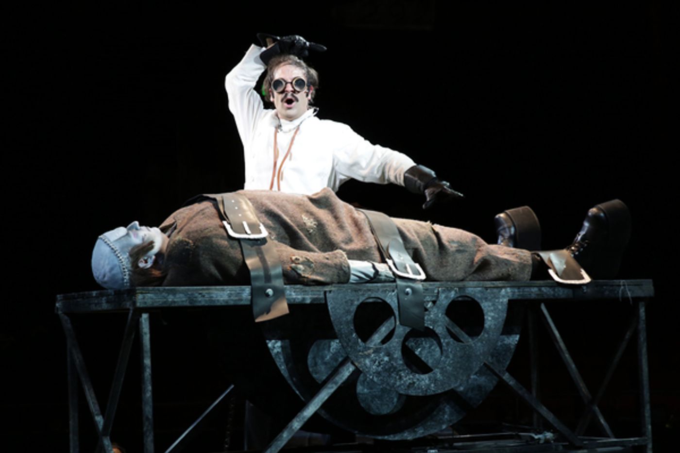 Photo Flash: North Shore Music Theatre Is 'Puttin' On the Ritz' with YOUNG FRANKENSTEIN  Image