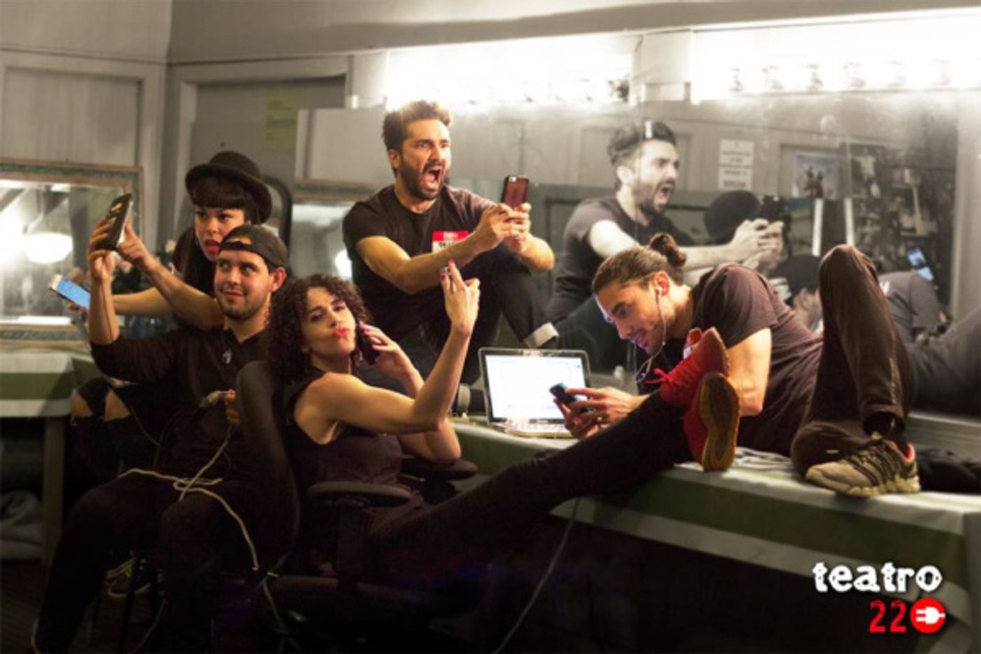 Photo Flash: Teatro 220 Present DALE CON GANAS A LA PINATA Photo Flash: Teatro 220 Present DALE CON GANAS A LA PINATA Image