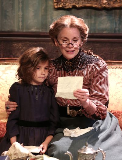 Korinne Tetlow, Melissa Gilbert Photo
