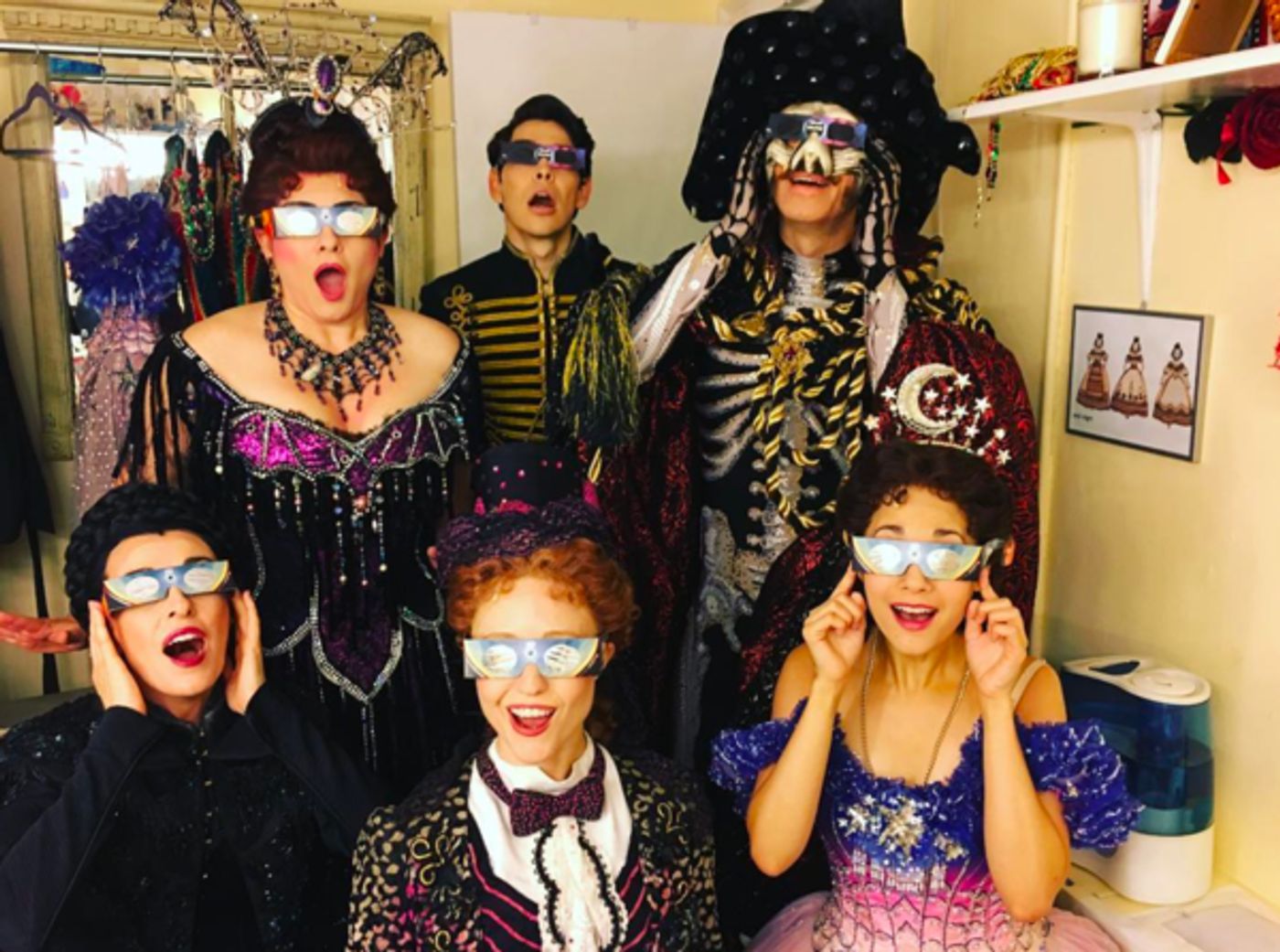 Photo Flash: PHANTOM OF THE OPERA Gears Up for the Eclipse and More Saturday Intermission Pics!  Image