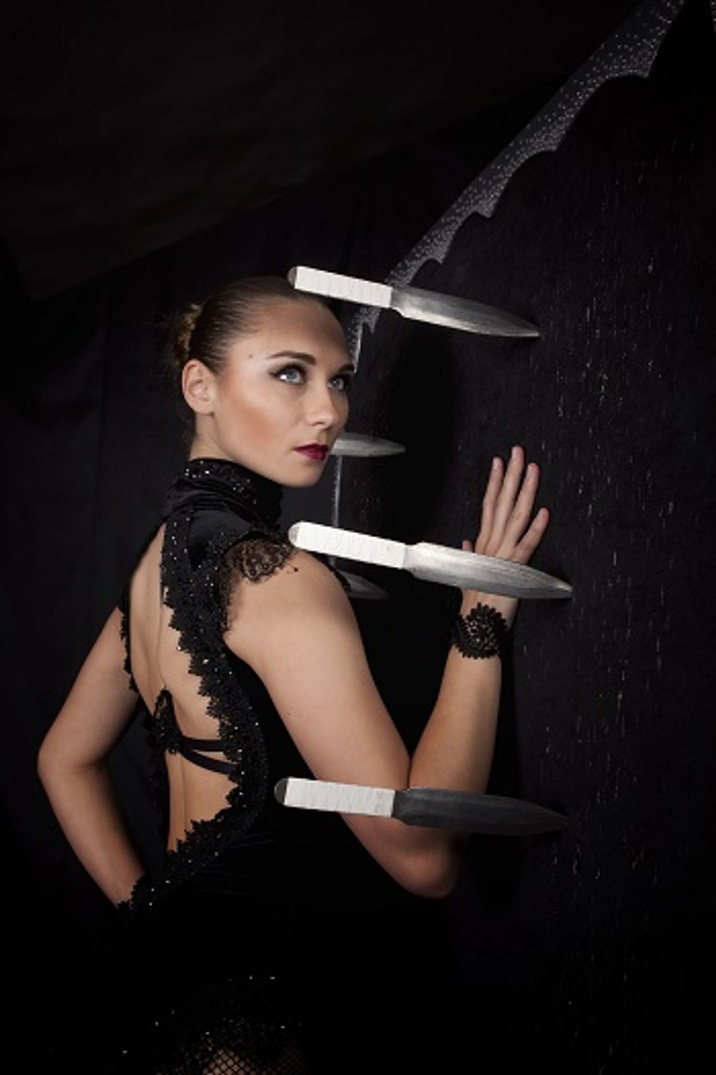 Thrilling New International Cirque Show ENCHANTED Promises Decadent Nights Out in the Mother City This Spring  Image
