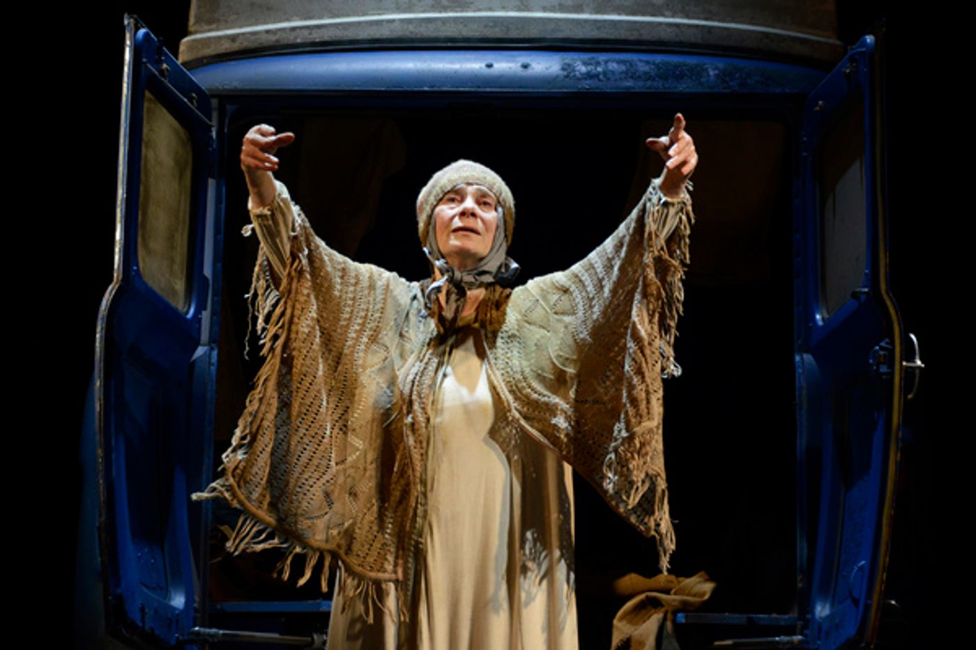 Photo Flash: First Look at THE LADY IN THE VAN at Theatre Royal Bath  Image