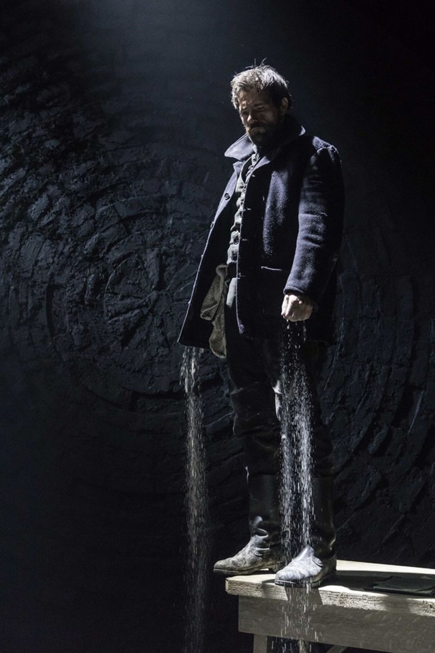 Photo Flash: First Look at KNIVES IN HENS at the Donmar Warehouse  Image