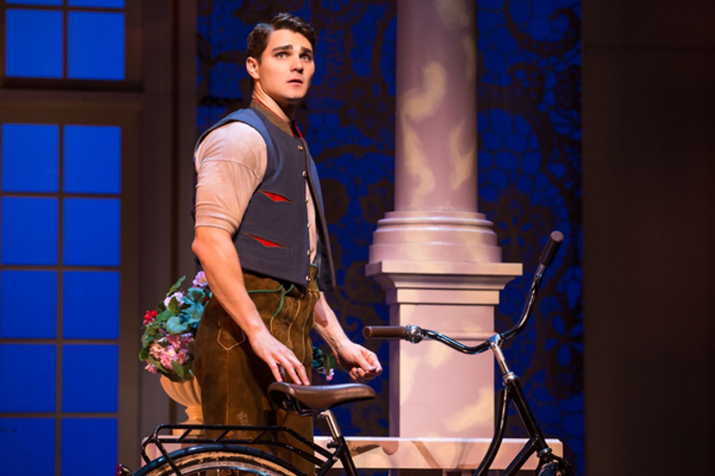 Photo Flash: Sneak Peek at THE SOUND OF MUSIC, Coming to Seattle This September  Image