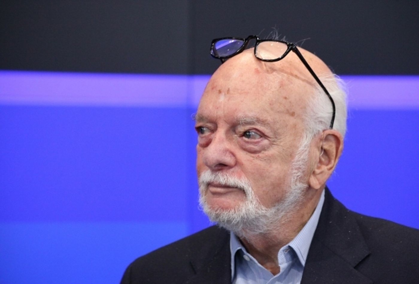 Photo Flash: Just 17 Inspiring Photos of Hal Prince with His Glasses on His Head  Image