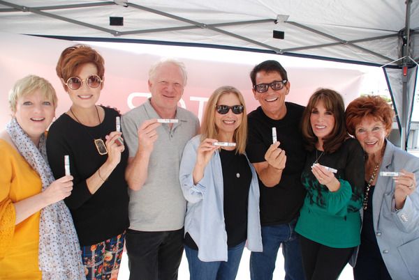 Alison Arngrim, Carolyn Hennesy, Don Most, Roslyn Kind, Anson Williams, Kate Linder a Photo