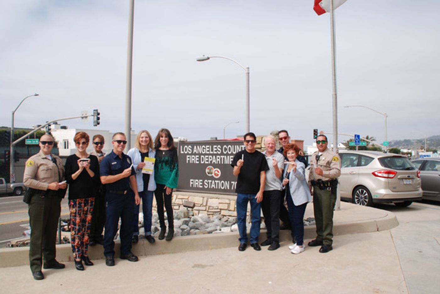 Photo Flash: Stage and Screen Personalities Gather To Save Lives  Image