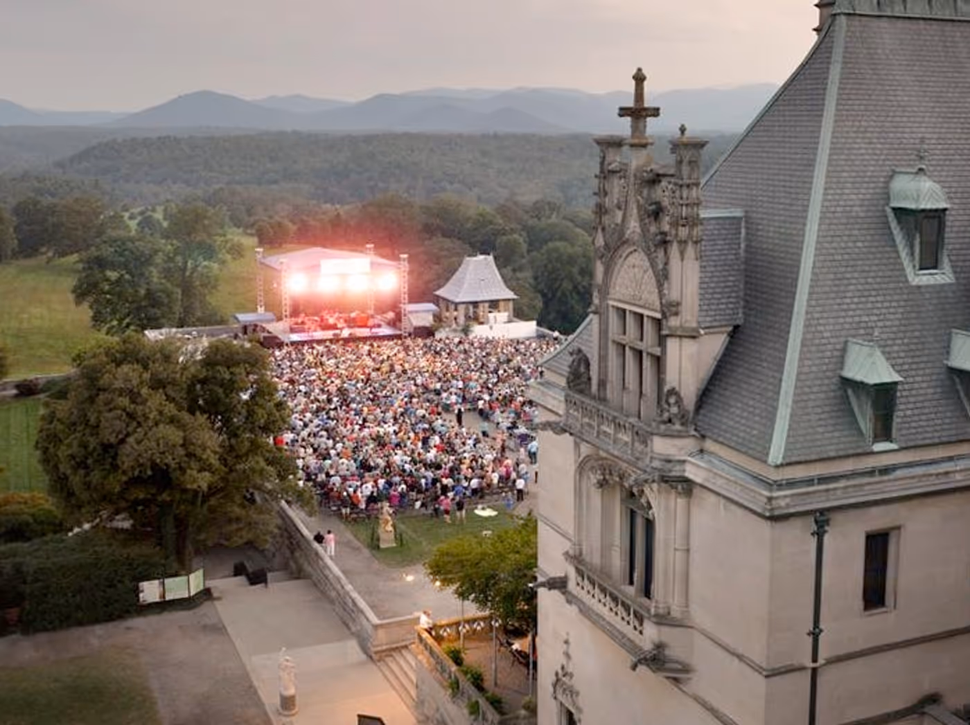 Entertainment Abounds at Biltmore Estate in Asheville Image