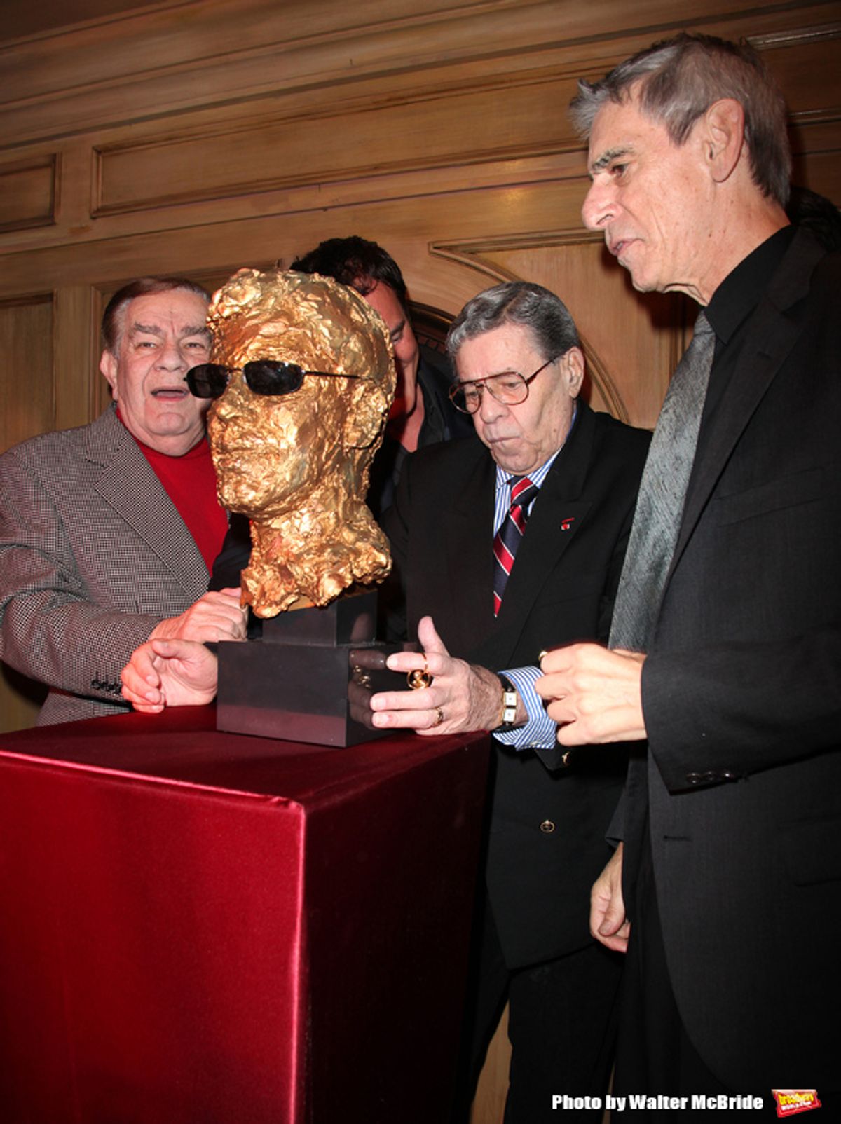 Freddy Roman, Quentin Tarantino, Richard Belzer with Jerry Lewis at 