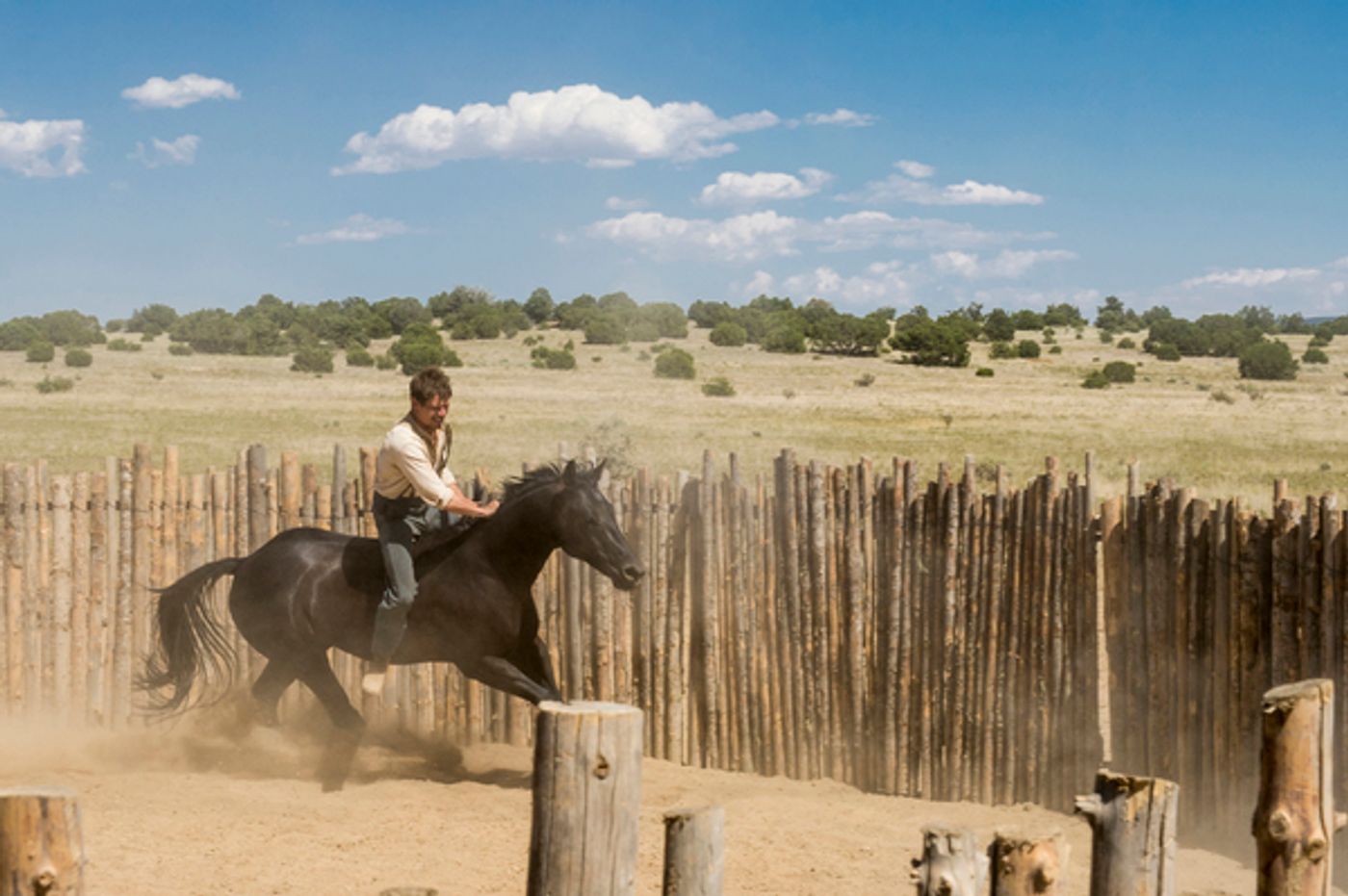 Photo Flash: Welcome to No Man's Land - Netflix Shares First Look at GODLESS  Image