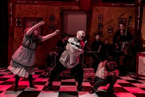 Caitlin Jackson, Pavi Proczko and Josh Kemper Photo