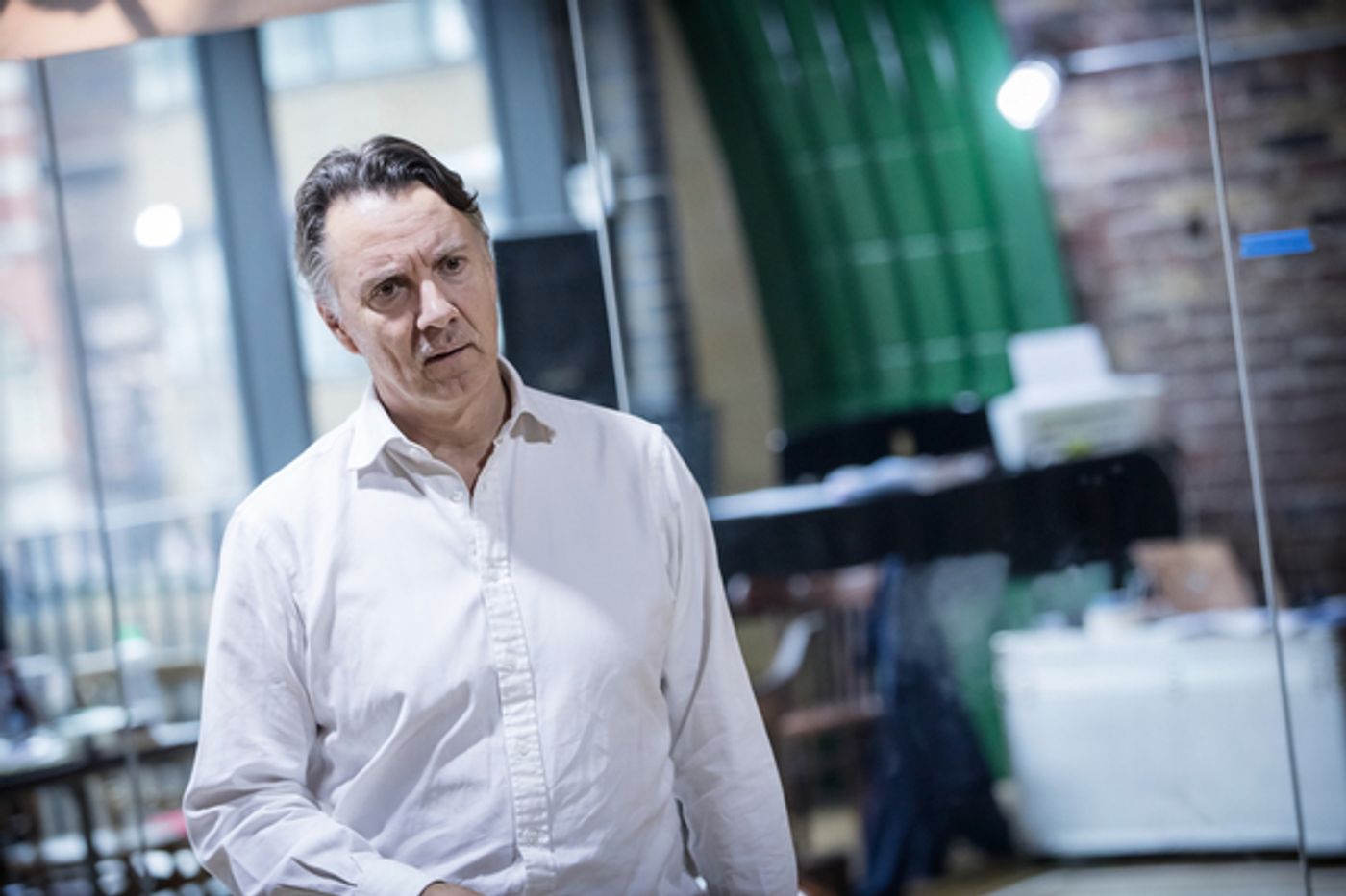 Photo Flash: In Rehearsals for DEATHTRAP, Starring Paul Bradley and Jessie Wallace, Ahead of UK Tour  Image