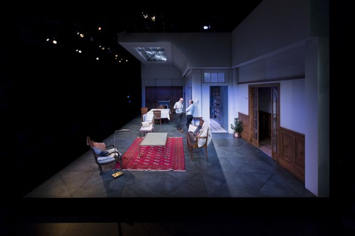 Review: Giving The Audience A Taste Of The Challenge Of Living With Dementia, THE FATHER Is A Heartbreaking Story Of Aging  Image
