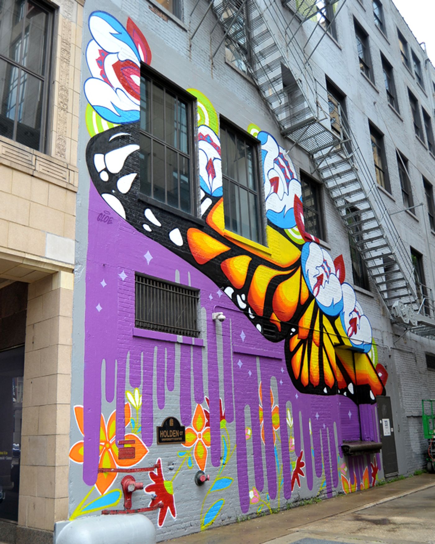 Photo Flash: First Look at Cirque du Soleil's LUZIA-Inspired Mural in Wabash Arts Corridor  Image