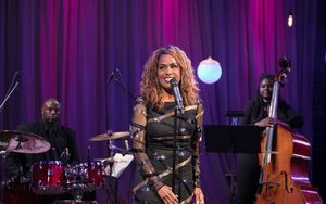 Jennifer Holliday @ BroadwayWorld Jennifer Holliday Photo