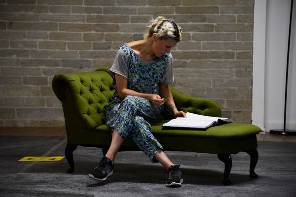 Sarah-Jane Potts Photo