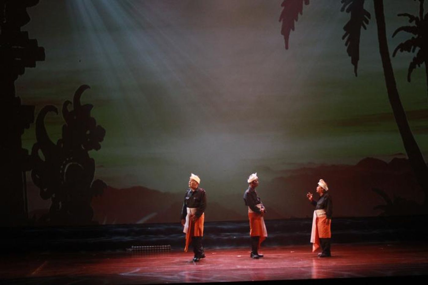 Review: LASKAR BAYARAN by Indonesia Kita 2017  Image