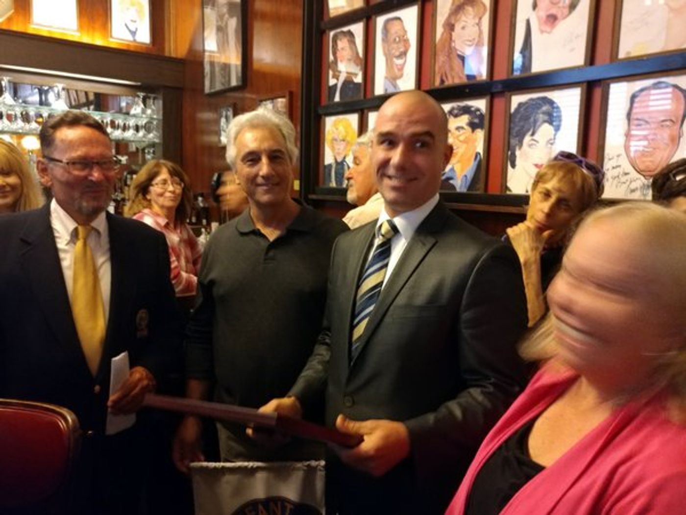 Photo Flash: The Lambs Proclaims Sardi's Its Favorite Watering Hole  Image