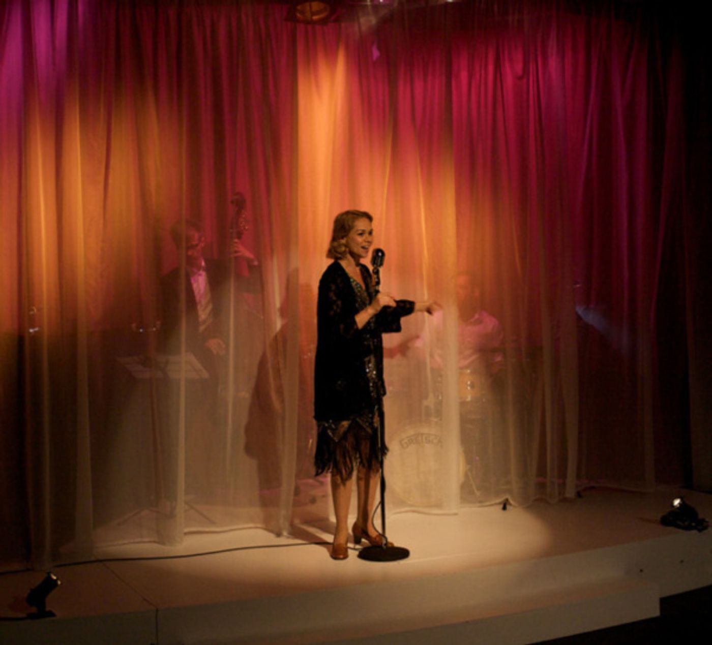 Photo Flash: First Look at UK Premiere of TENDERLY the Rosemary Clooney Musical  Image