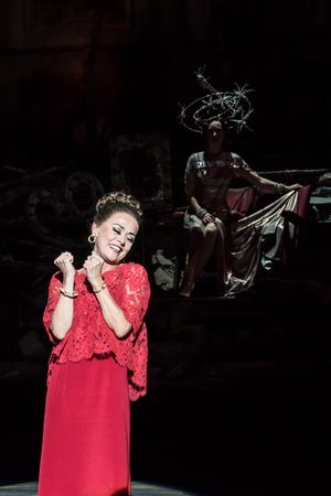 Tracie Bennett Photo