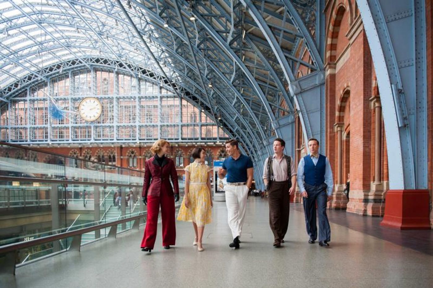 TV: AN AMERICAN IN PARIS Stars Ashley Day, Leanne Cope and More Surprise Passers-by with Performance at St Pancras  Image