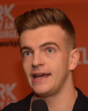 Jonno Davies @ BroadwayWorld Jonno Davies Photo