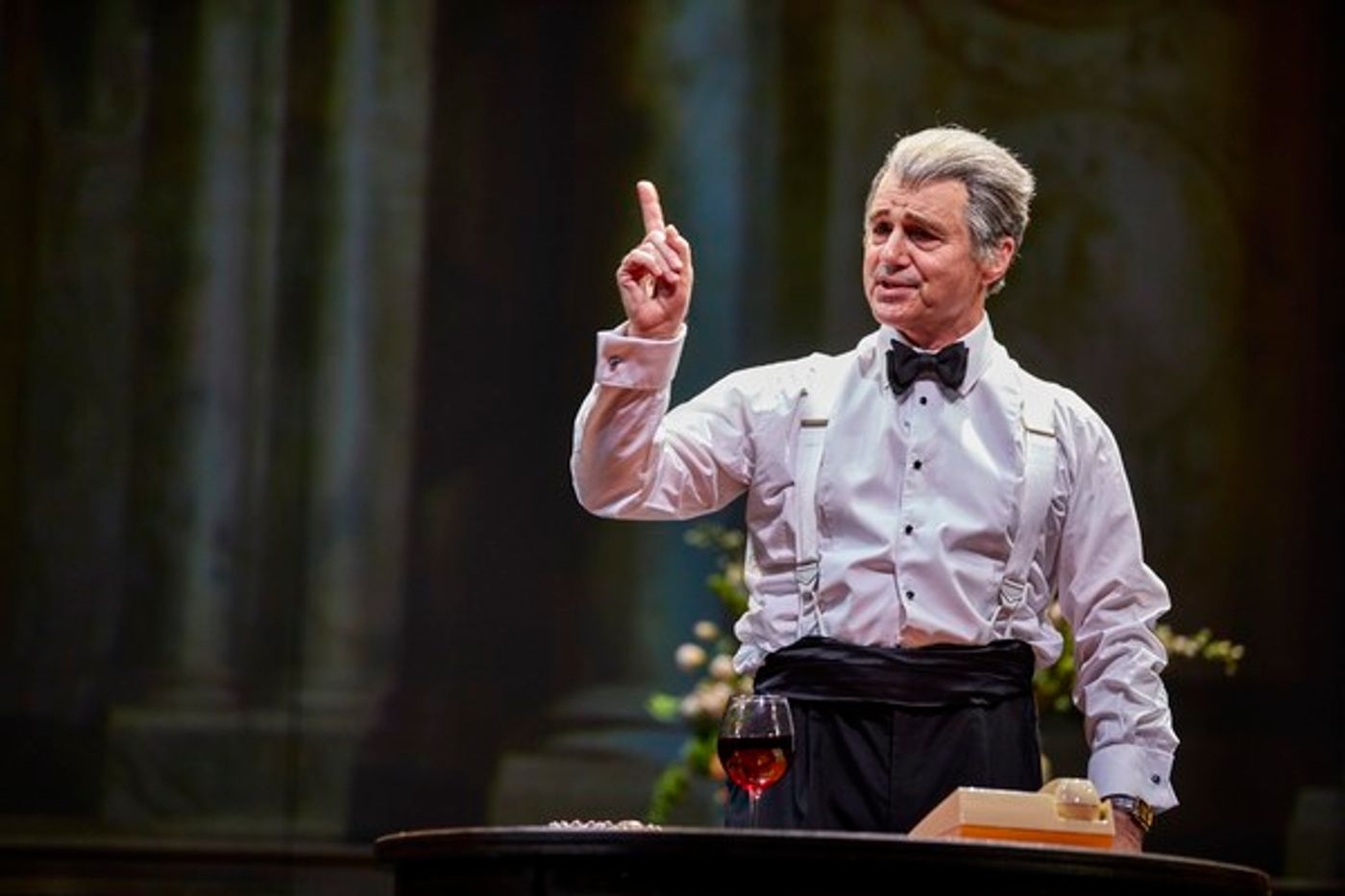 Photo Flash: First Look at OSLO at the National Theatre  Image