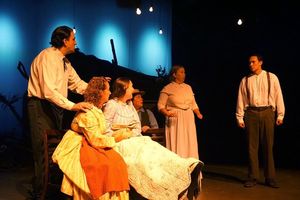 Michael Wright, Meg Jones, Kate Morris, Keli Solomon, Lynn Nissenbaum and John Squires @ BroadwayWorld Michael Wright, Meg Jones, Kate Morris, Keli Solomon, Lynn Nissenbaum and John Squire Photo