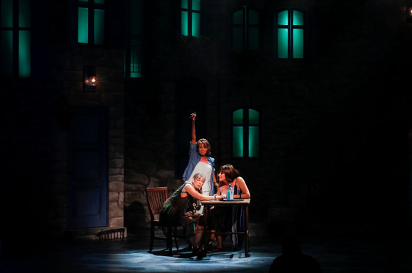 Photo Flash: My, My! MAMMA MIA Opens at Phoenix Theatre  Image