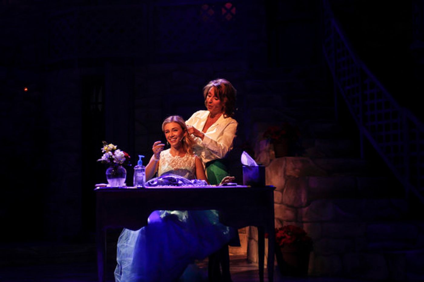 Photo Flash: My, My! MAMMA MIA Opens at Phoenix Theatre  Image
