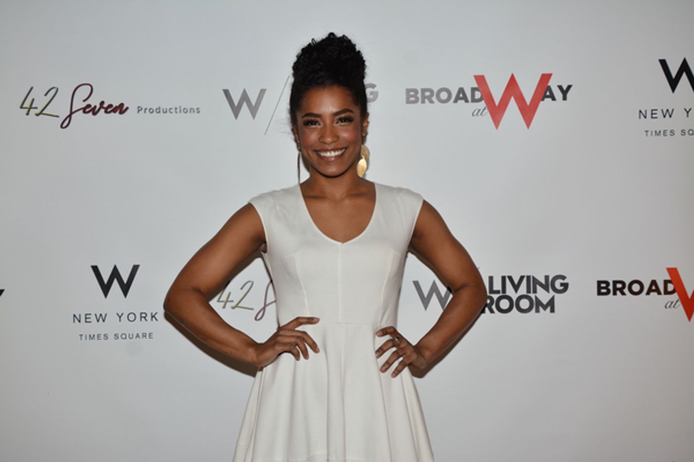Photo Coverage: GROUNDHOG DAY Sings at W  Image