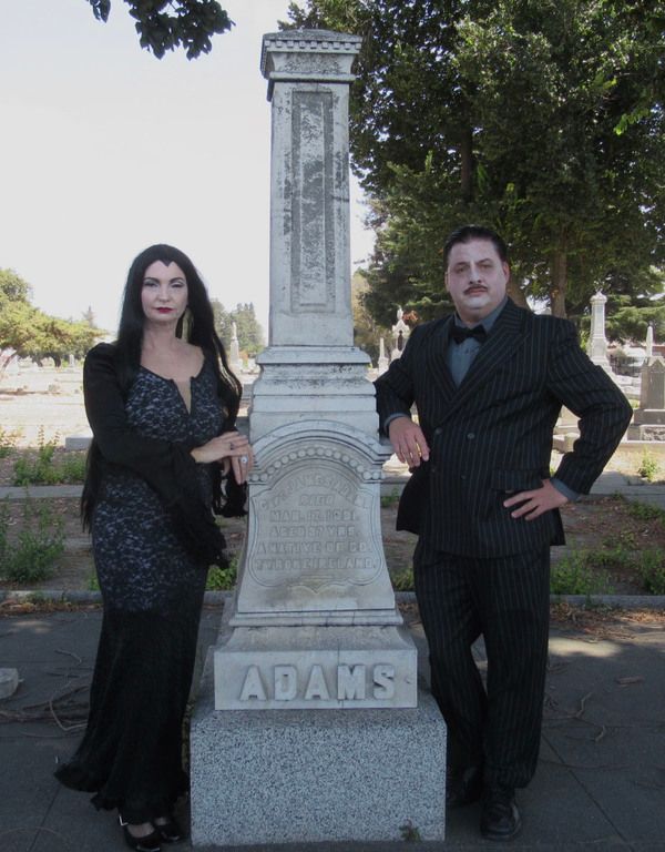 Rhonda Joy Taylor and Roger  Caetano Photo