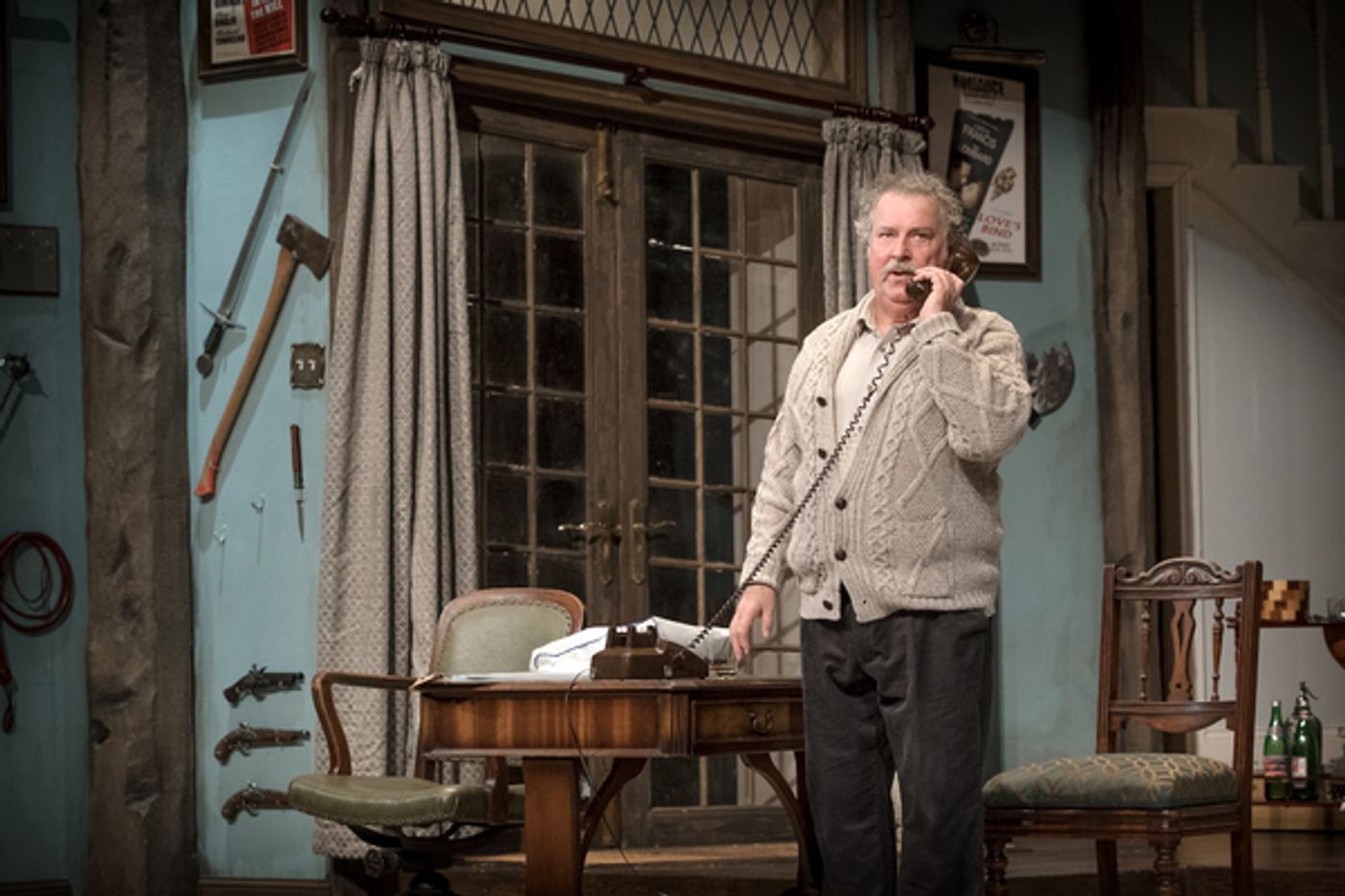 Photo Flash: First Look at DEATHTRAP Starring Paul Bradley and Jessie Wallace  Image