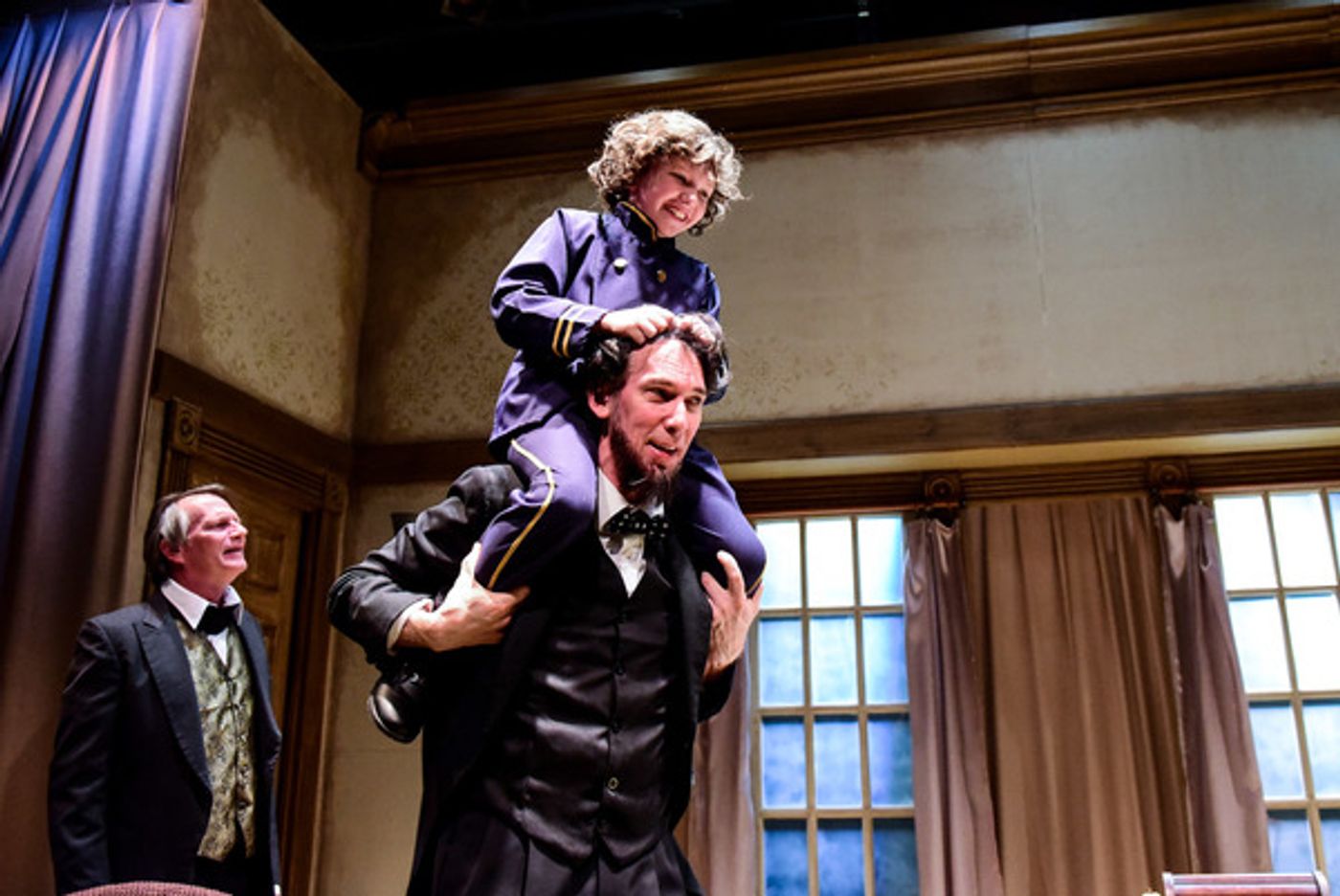 Photo Flash: THE HEAVENS ARE HUNG IN BLACK Makes Chicago Premiere  Image