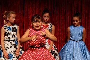 Eva Smith, Mia Cabrera, Julia Masterson, Joey Brogden @ BroadwayWorld Eva Smith, Mia Cabrera, Julia Masterson, Joey Brogden Photo