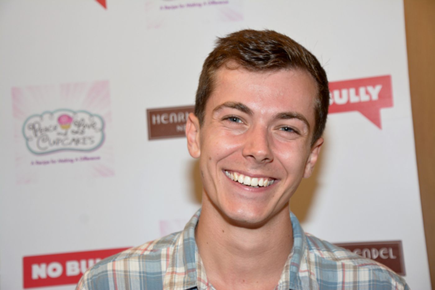 Photo Coverage: PEACE, LOVE, NO BULLY Performs at Henri Bendel Flagship Store  Image