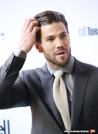 Austin Stowell  Photo