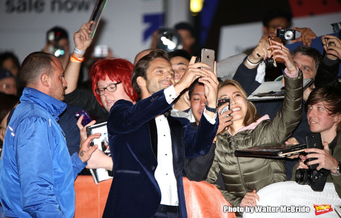 Photo Coverage: Margot Robbie & More Attend I, TONYA Premiere at Toronto Film Fest  Image