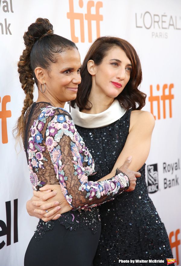 Halle Berry and Deniz Gamze Erguven Photo