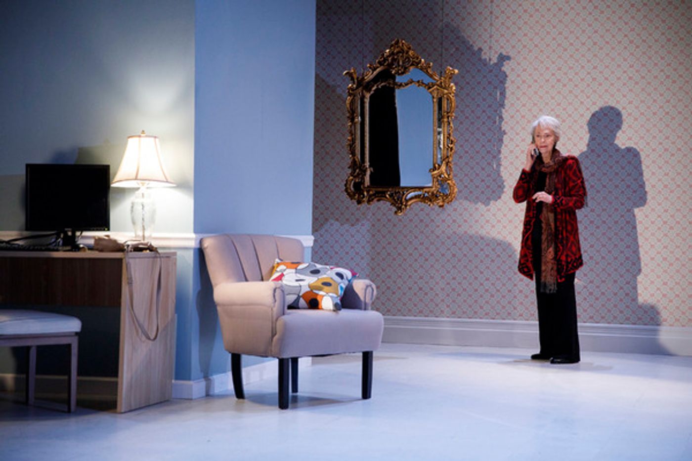 Photo Flash: First Look at Deanna Dunagan and Peter Friedman in THE TREASURER at Playwrights Horizons  Image