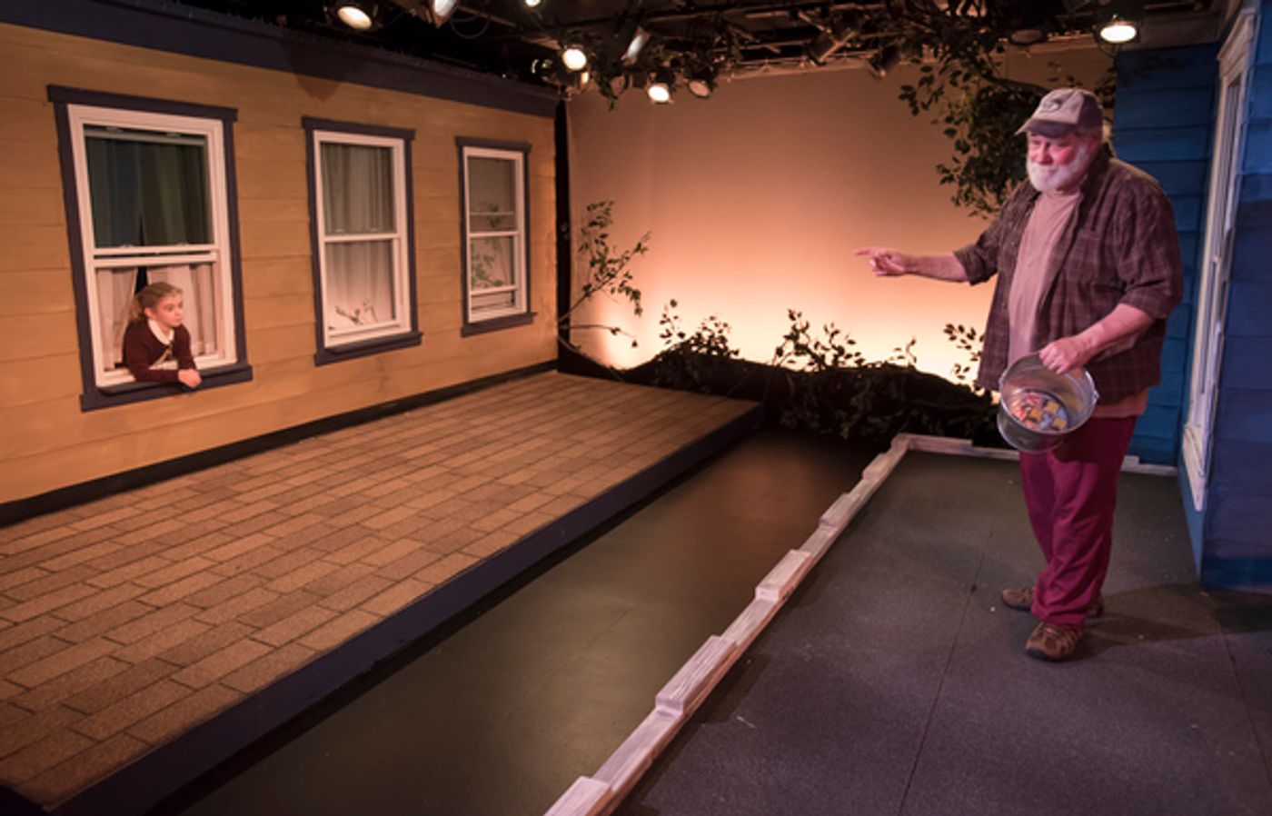 Photo Flash: First Look at Richard Masur and Matilda Lawler in THE NET WILL APPEAR at Mile Square Theatre  Image