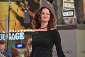 Mandy Gonzalez @ BroadwayWorld Mandy Gonzalez Photo