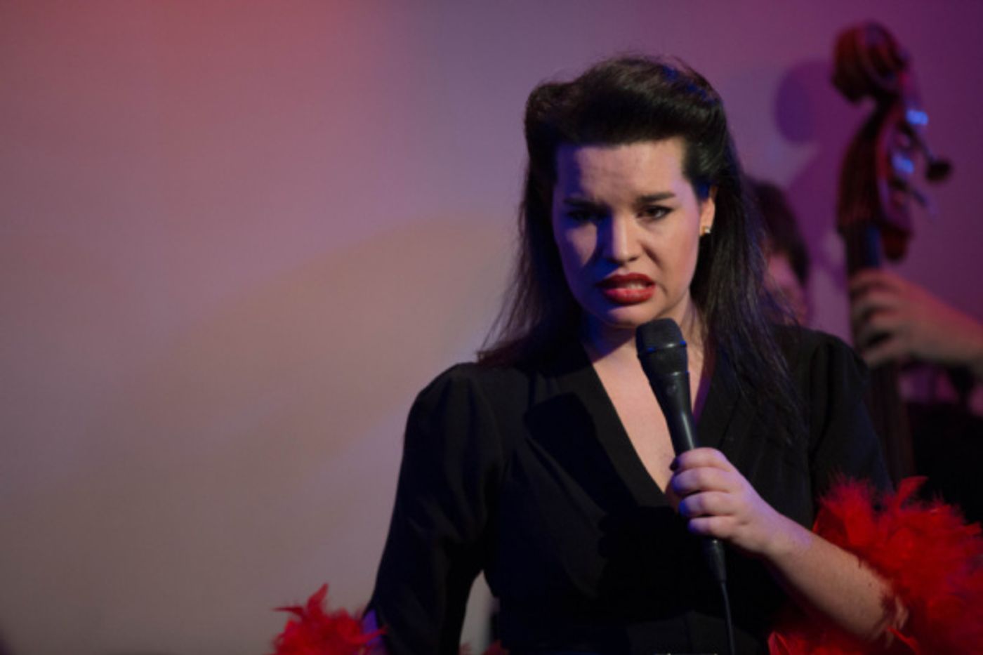 Photo Flash: Hanna Burke Pays Tribute to Madeline Kahn  Image