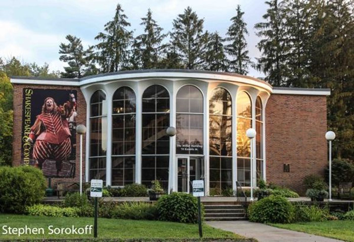 Photo Coverage: GOD OF CARNAGE Celebrates Opening Night at Shakespeare & Company Photo Coverage: GOD OF CARNAGE Celebrates Opening Night at Shakespeare & Company Image