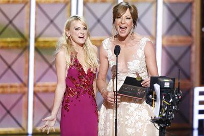 Anna Faris, Allison Janney Photo