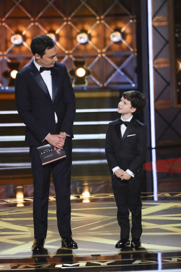 Jim Parsons, Iain Armitage Photo