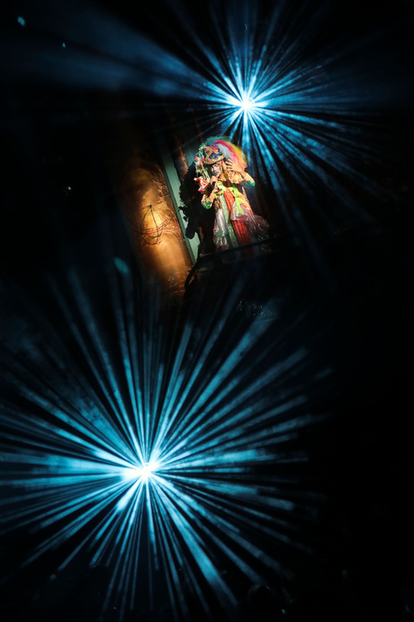 Photo Flash: Taylor Mac's A 24-DECADE HISTORY OF POPULAR MUSIC Arrives at the Curran in Style  Image