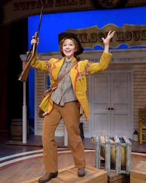 Devon Perry @ BroadwayWorld Devon Perry Photo