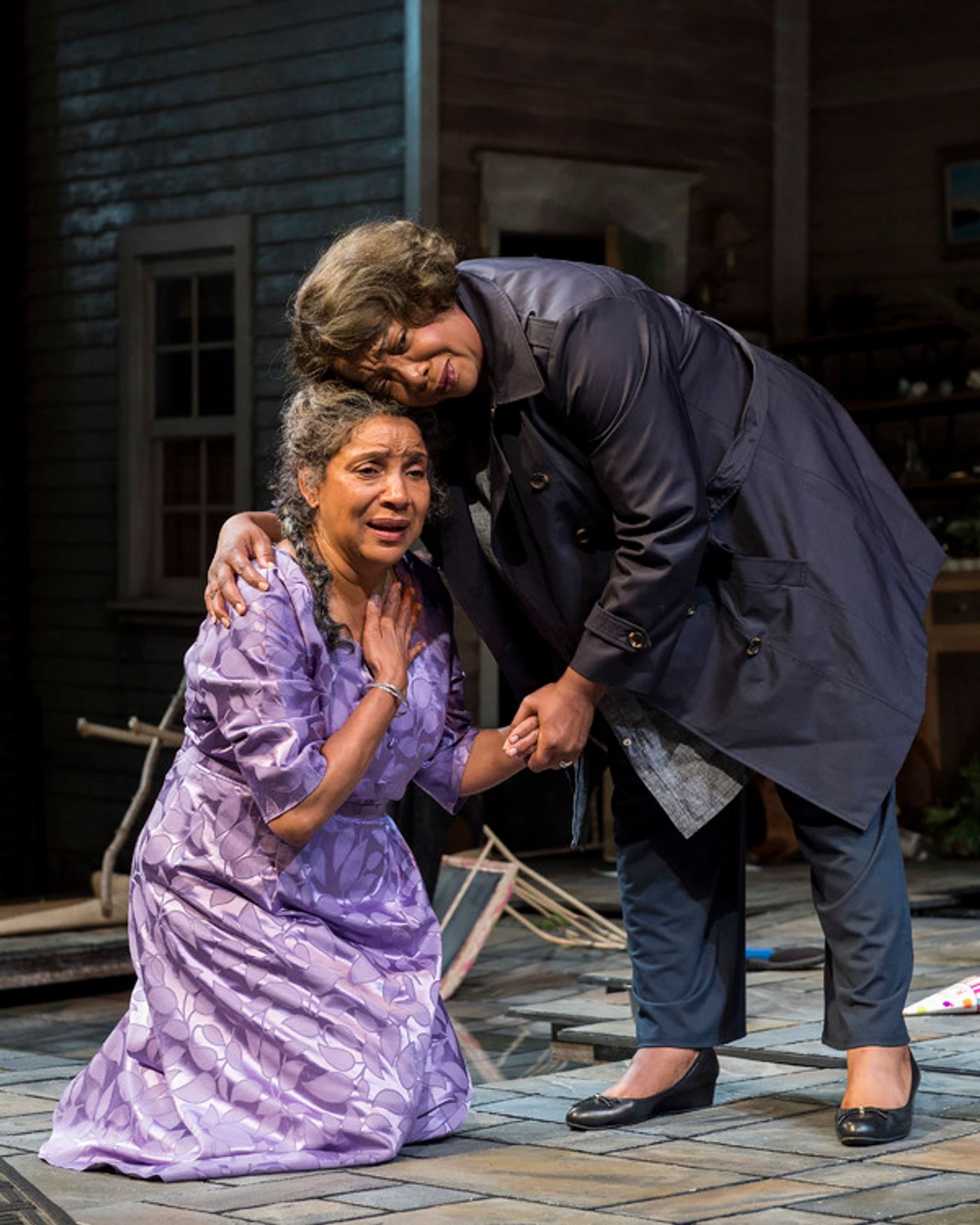 Photo Flash: First Look at Phylicia Rashad in HEAD OF PASSES at the Taper  Image
