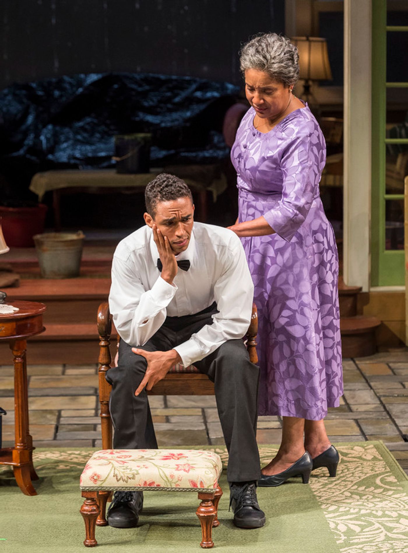 Photo Flash: First Look at Phylicia Rashad in HEAD OF PASSES at the Taper  Image
